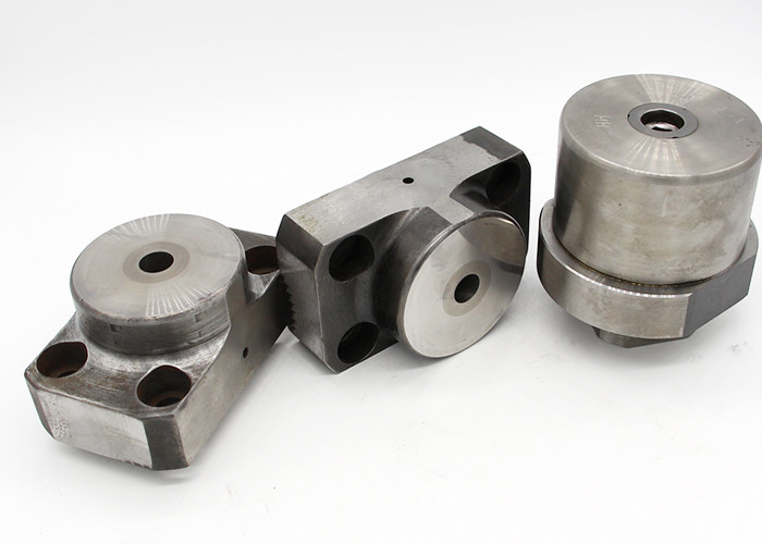 Screw Die High Precision Nut Forming Dies With 250000-300000 Shots Mold Life
